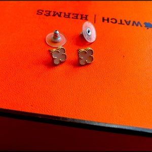 Van Cleef and Arpels - Sweet Alhambra Earstuds